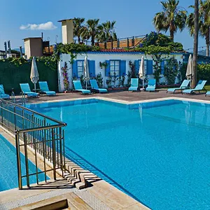 uras-beach-hotel.turkeyfethiyehotels.com/